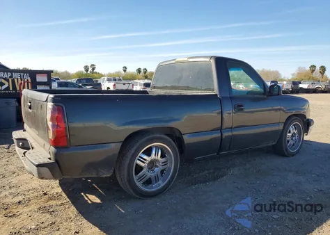 2005 Chevrolet Silverado C1500 z USA, uszkodzony, nr VIN 1GCEC14X55Z110457